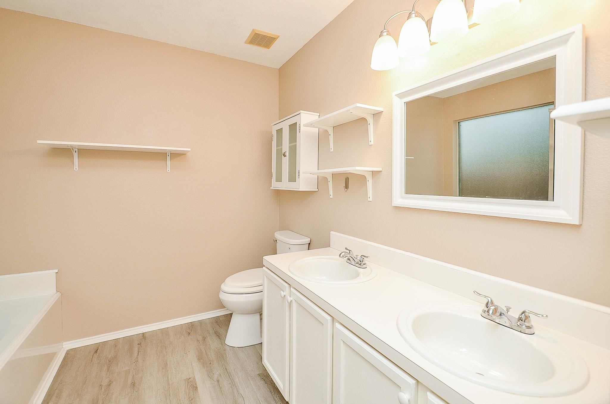4818 King Hallow Lane Property Photo 20
