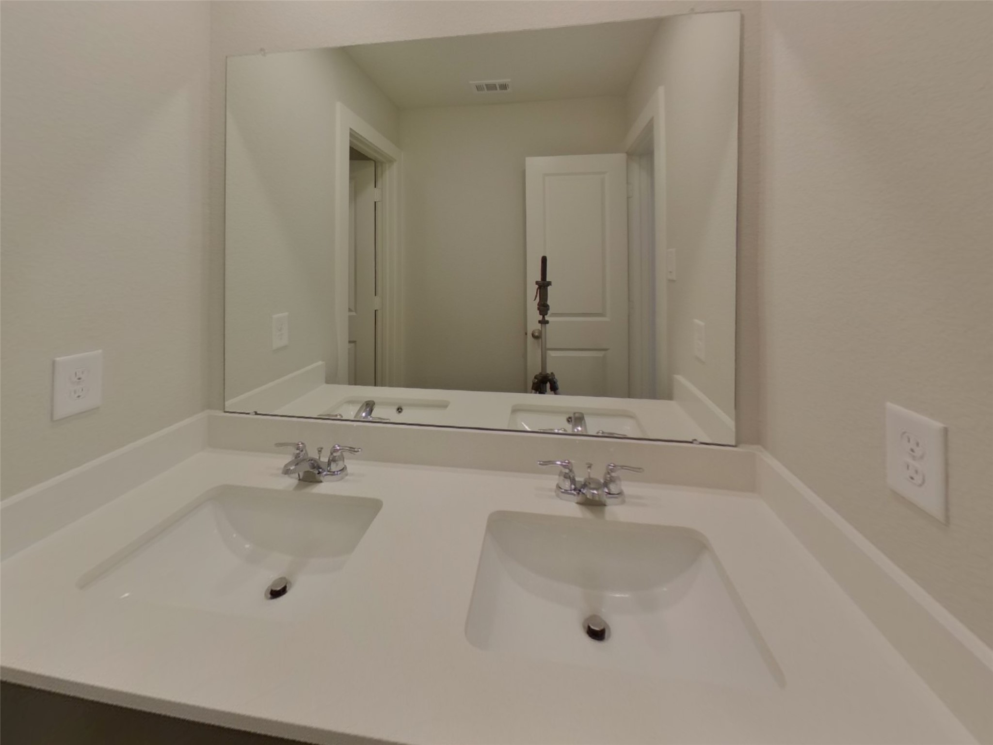 9835 Willow Creek Commerce Drive 217 Property Photo 15