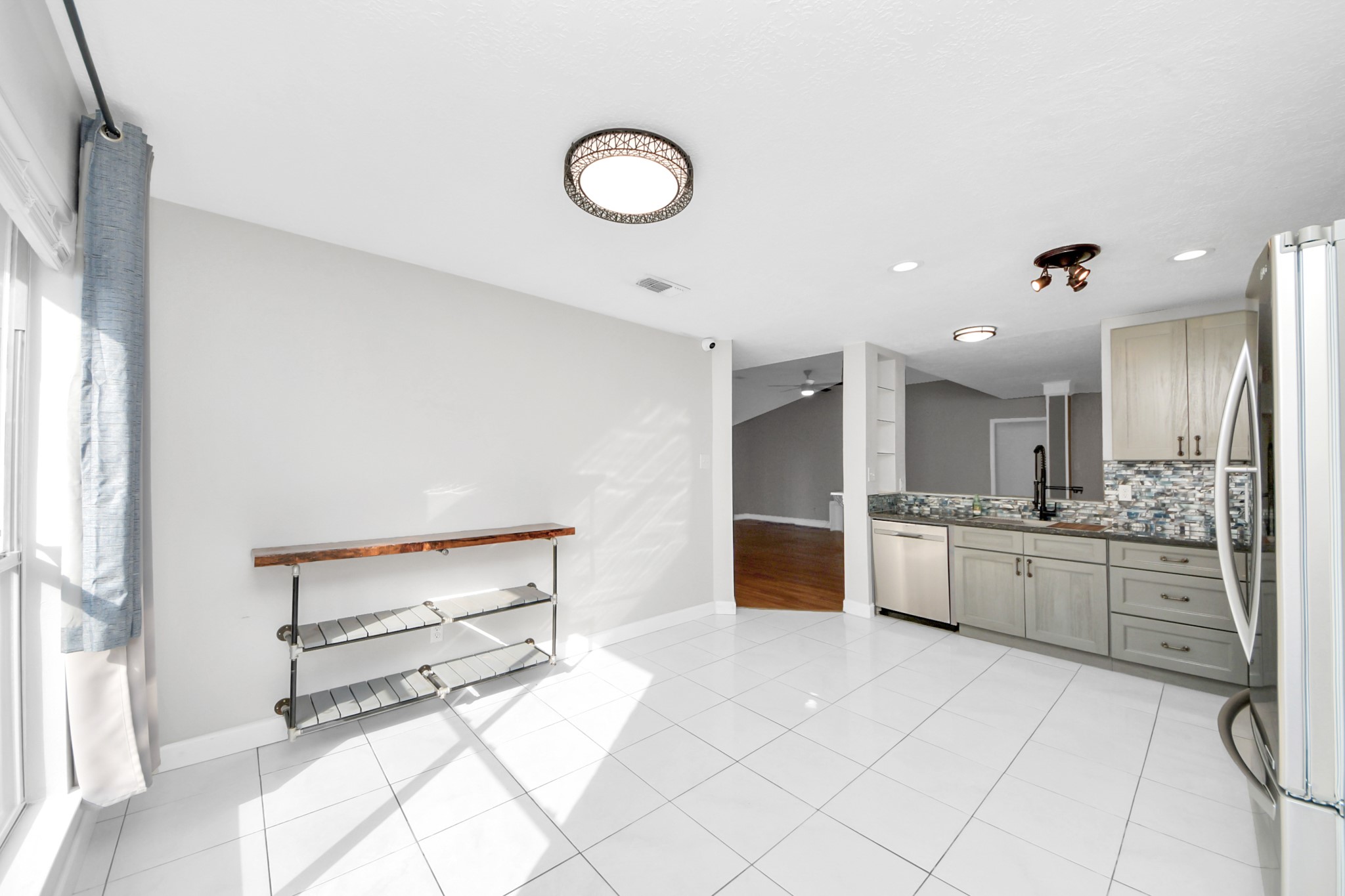 28707 Stapleford Street Property Photo 14