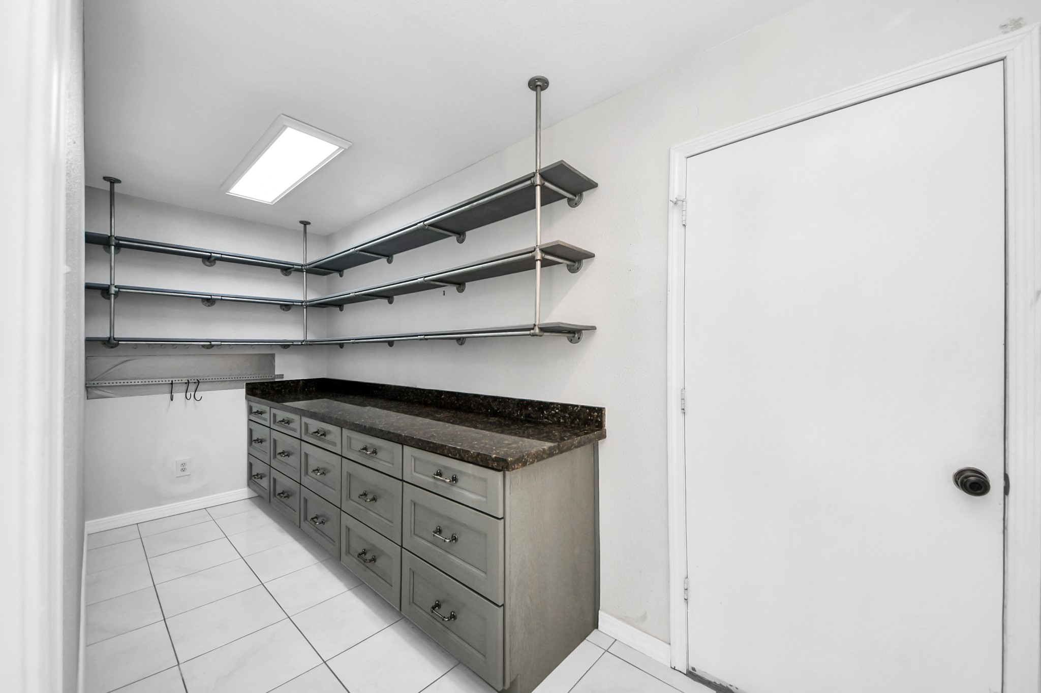 28707 Stapleford Street Property Photo 16