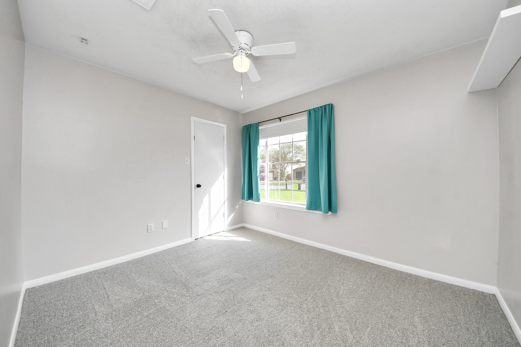 28707 Stapleford Street Property Photo 20