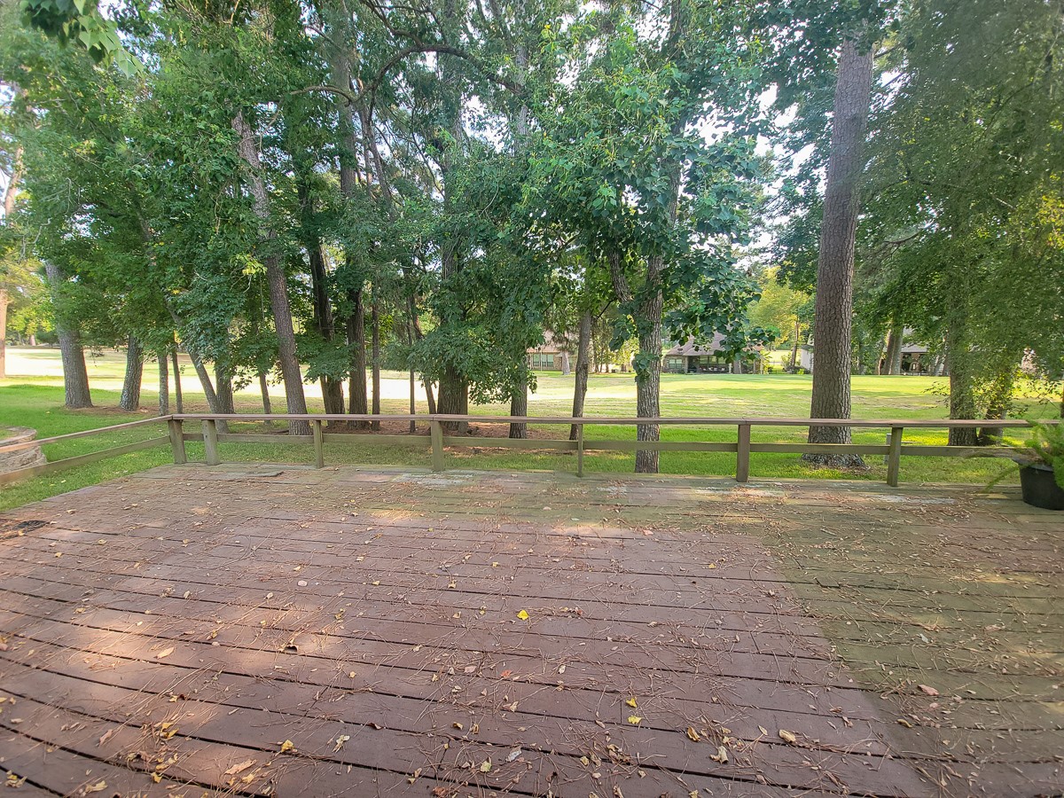 813 River Oaks Property Photo 22