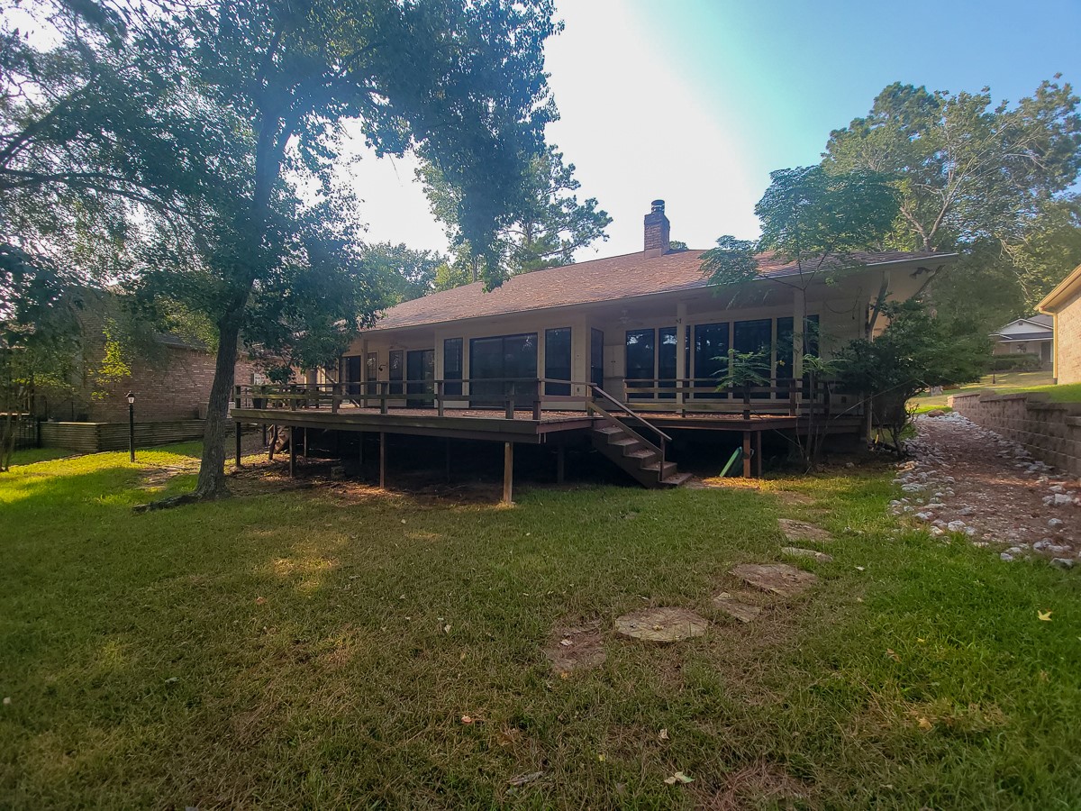 813 River Oaks Property Photo 23