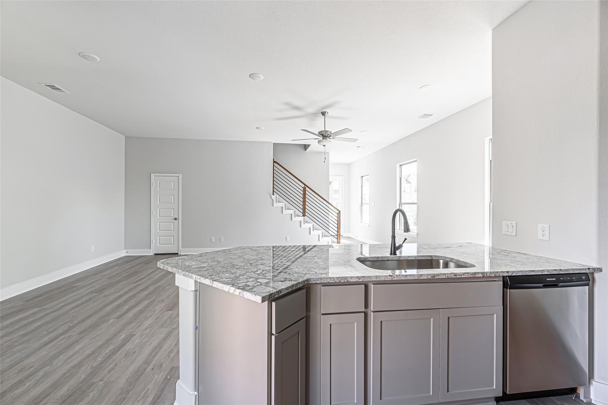 11424 Waterford Spring Trail Property Photo 7