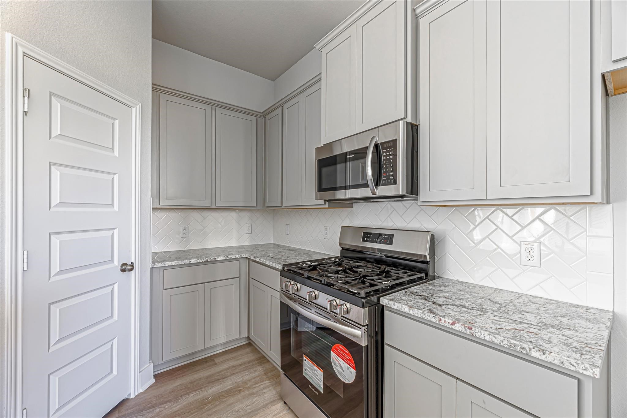 11424 Waterford Spring Trail Property Photo 8