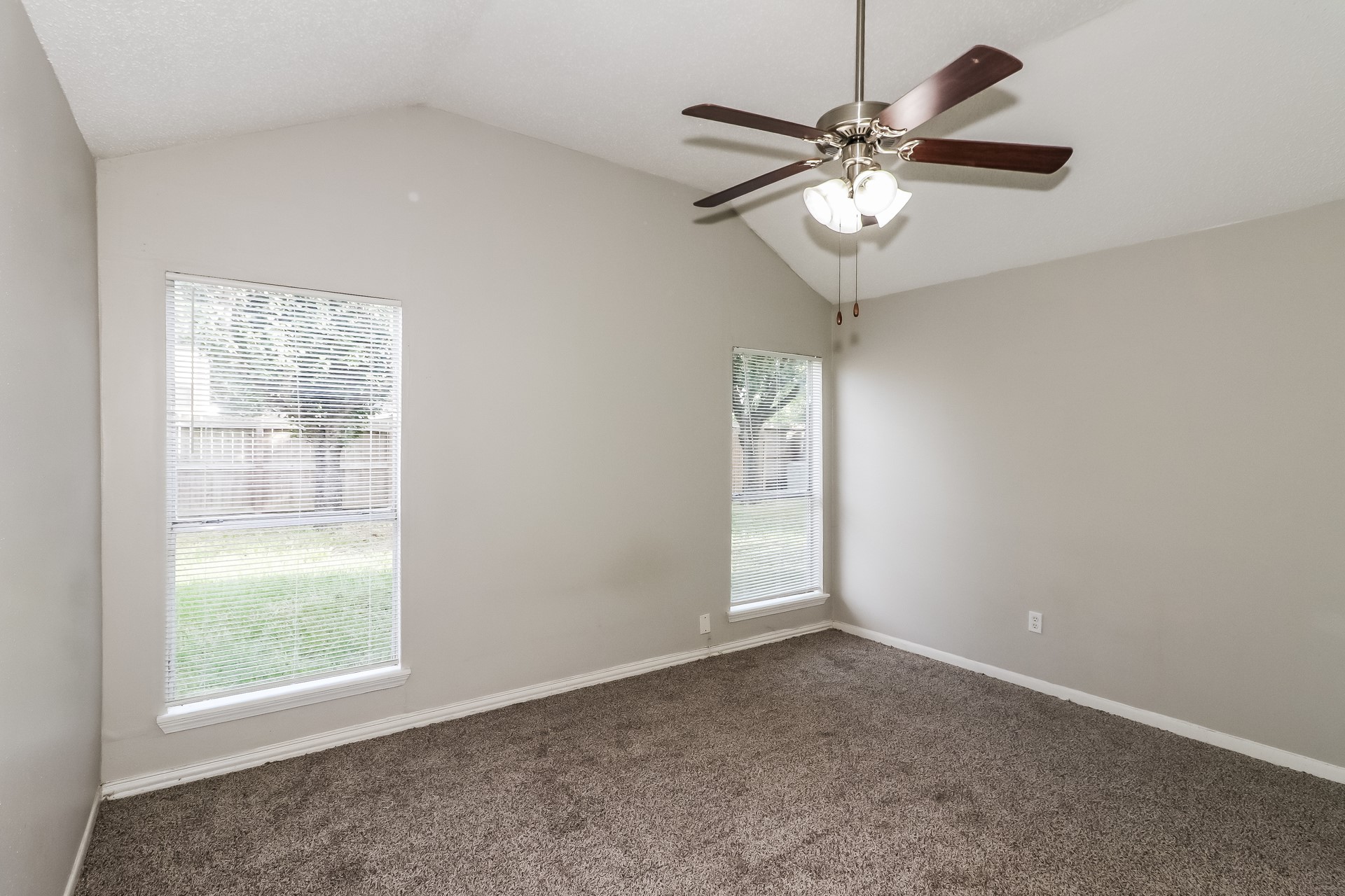 6426 New World Drive Property Photo 9