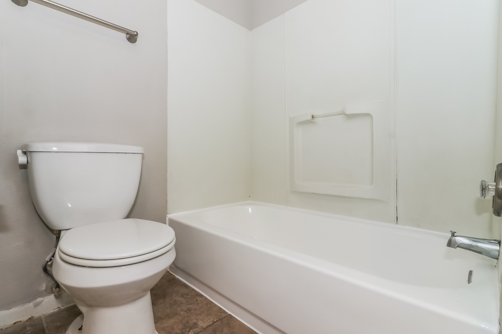 6426 New World Drive Property Photo 15