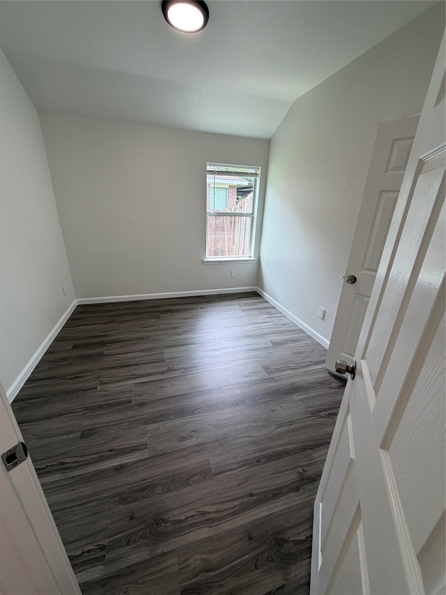 2205 Highland Crossing Drive Property Photo 10