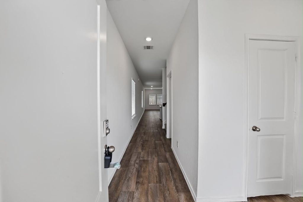 31430 Harp Ridge Drive Property Photo 2
