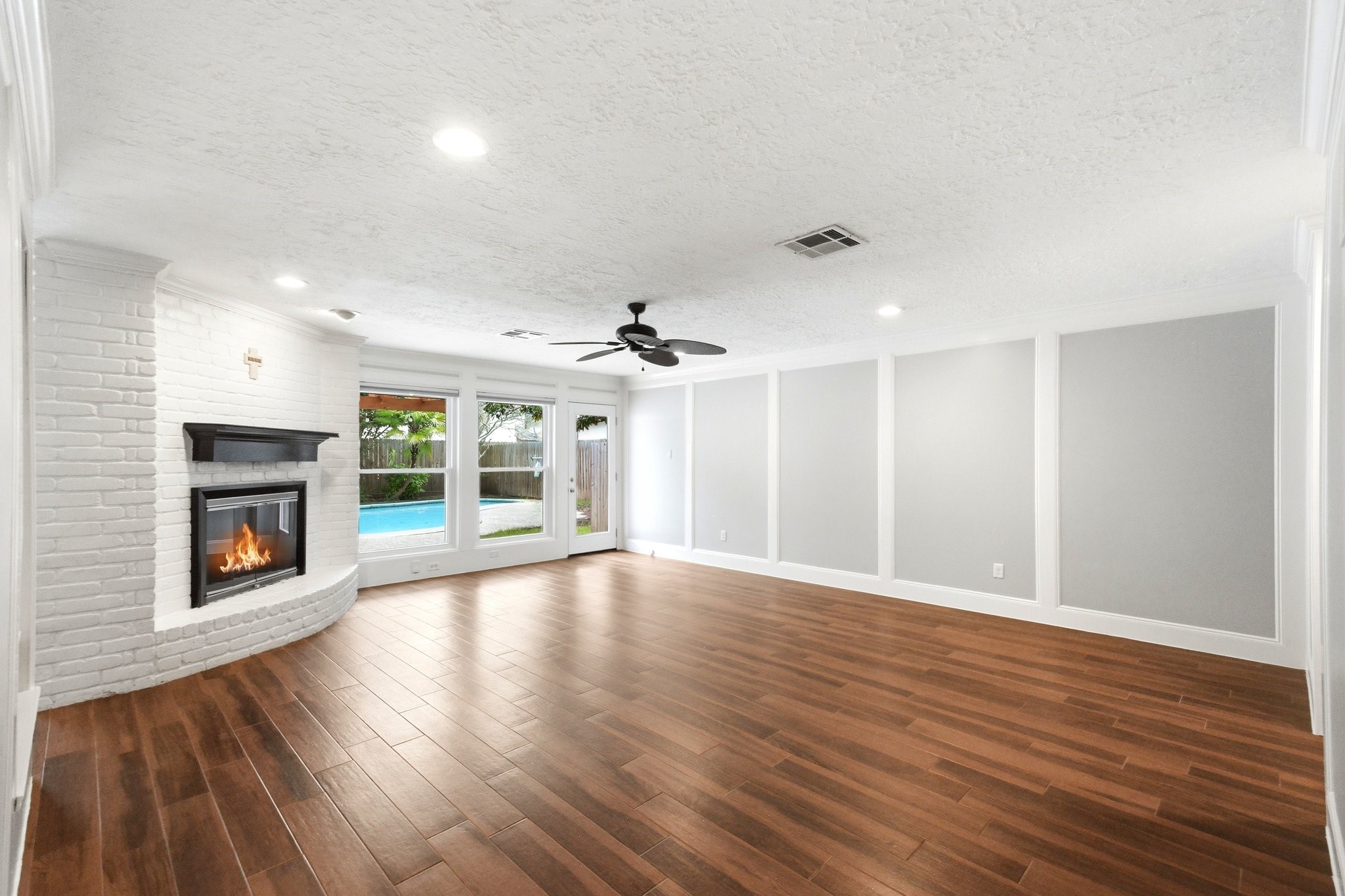 20646 Prince Creek Drive Property Photo 6