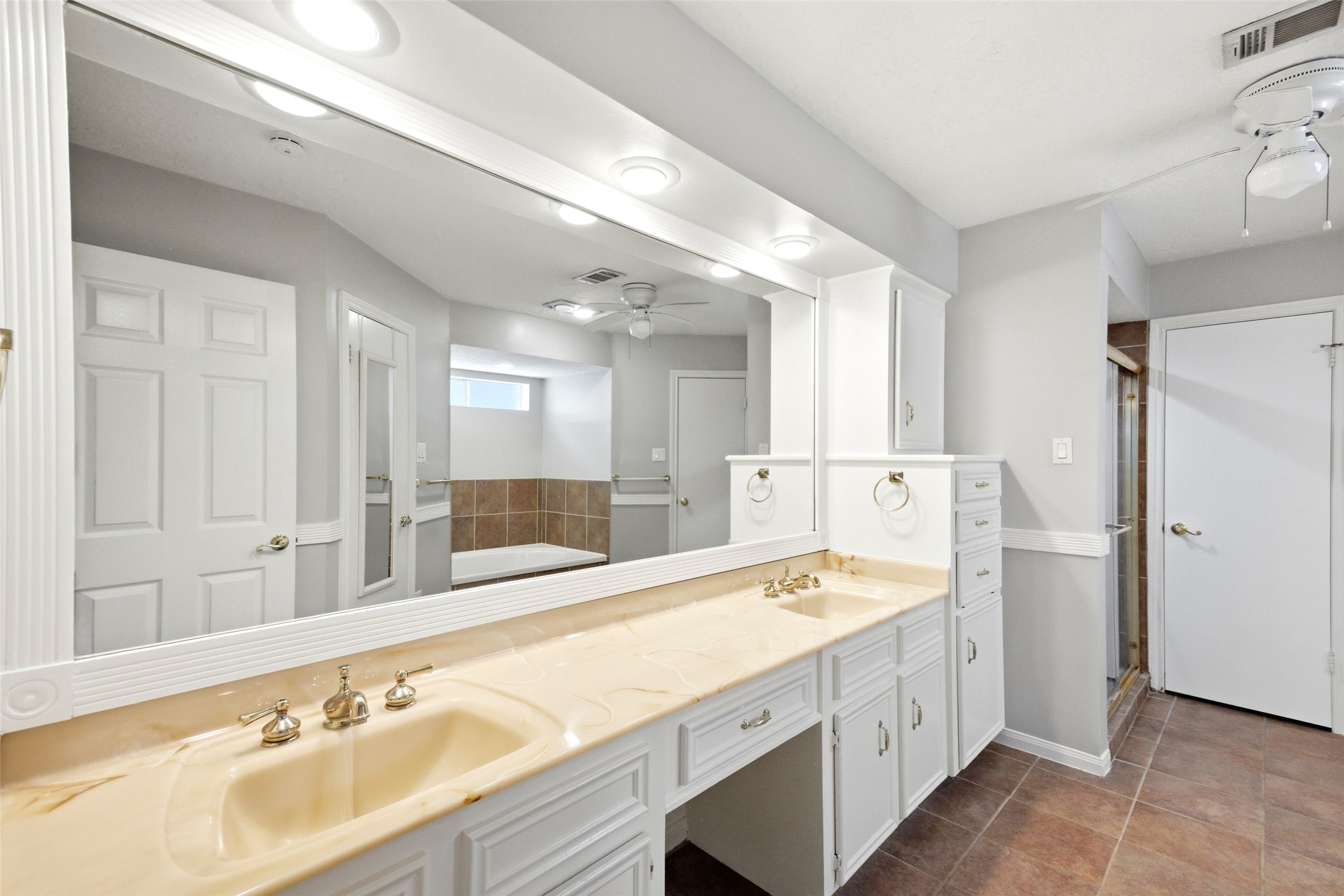 20646 Prince Creek Drive Property Photo 11