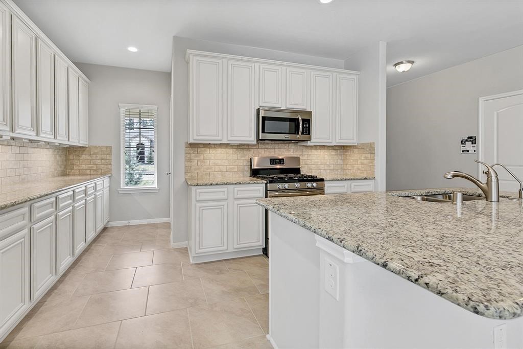 14019 S Wind Cave Court Property Photo 6
