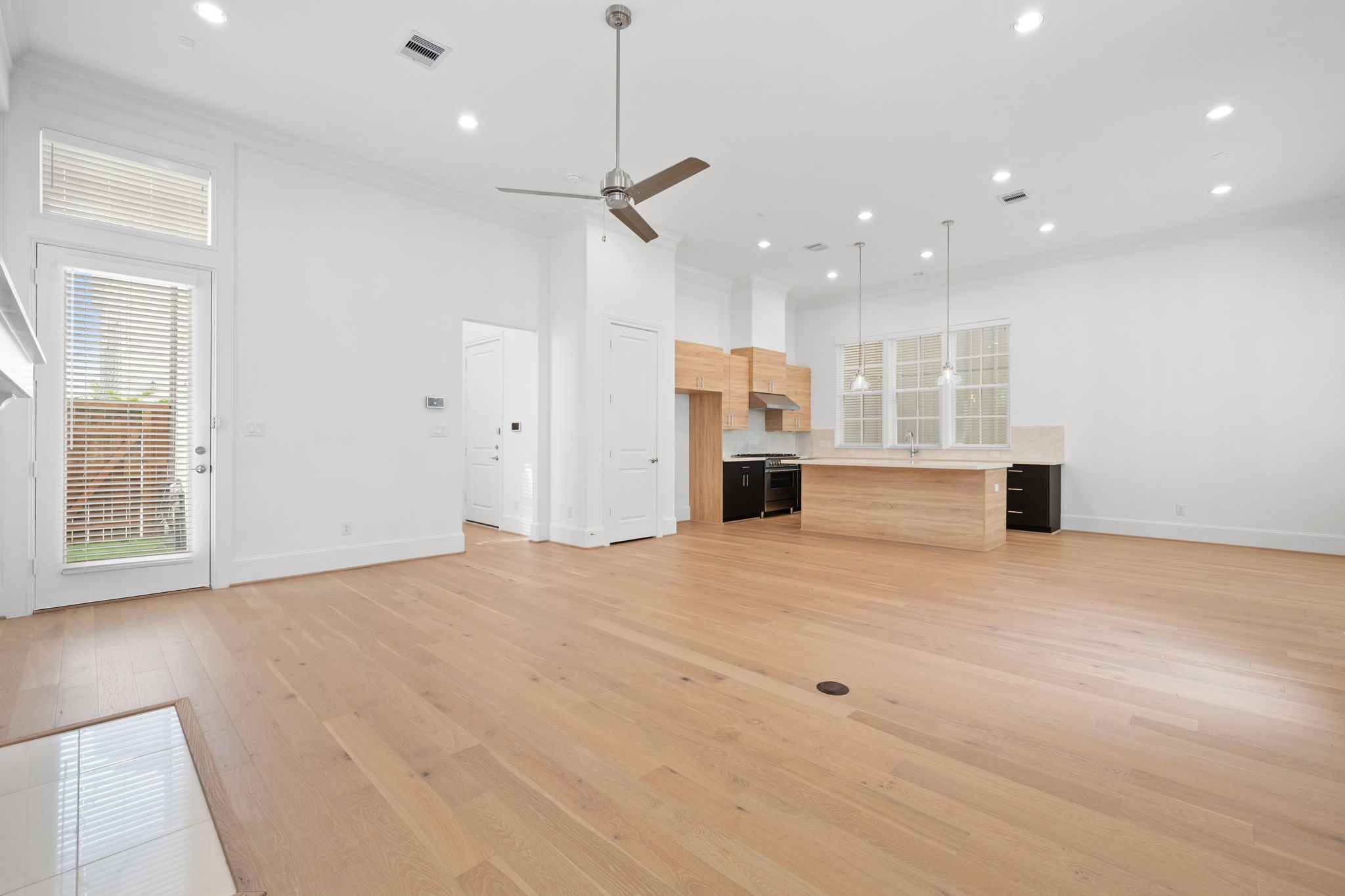 614 Delmar Street Property Photo 5