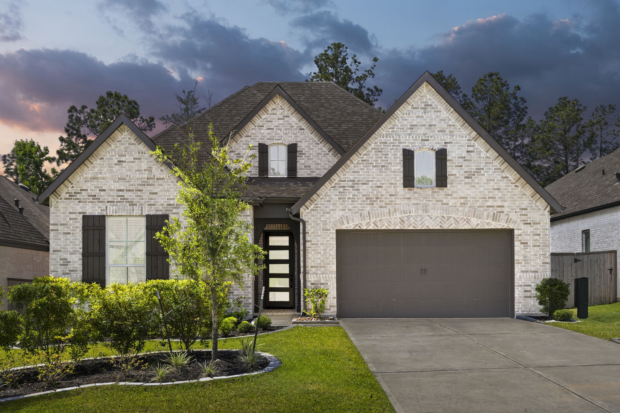 415 N Hillary Step Place Property Photo 1