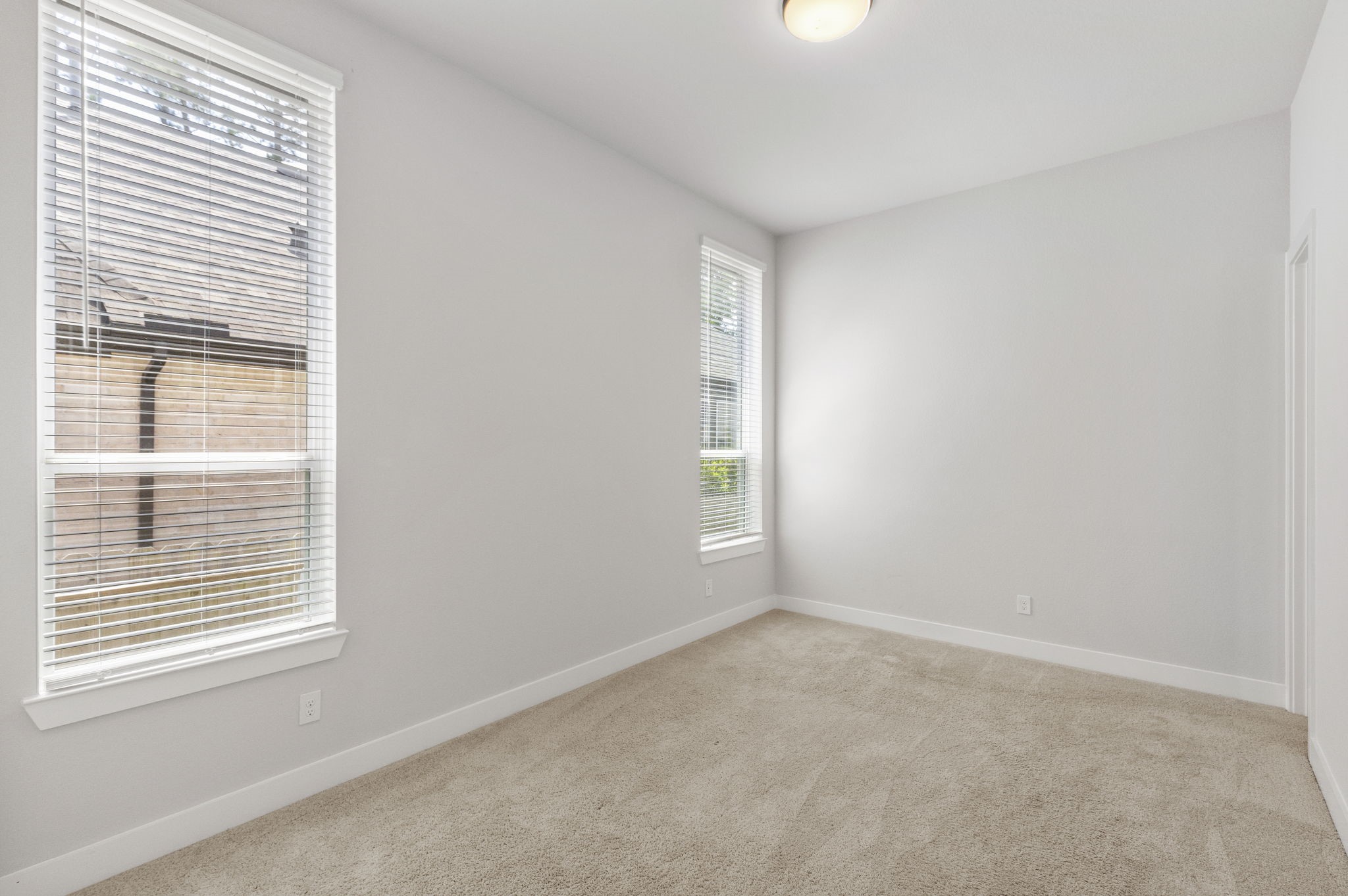 415 N Hillary Step Place Property Photo 29