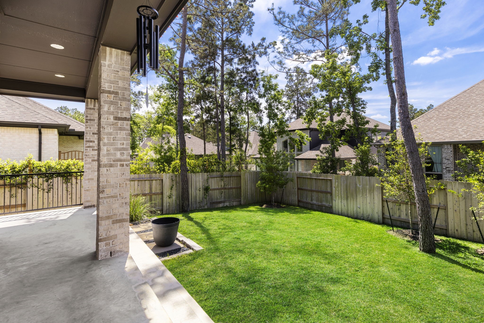415 N Hillary Step Place Property Photo 38