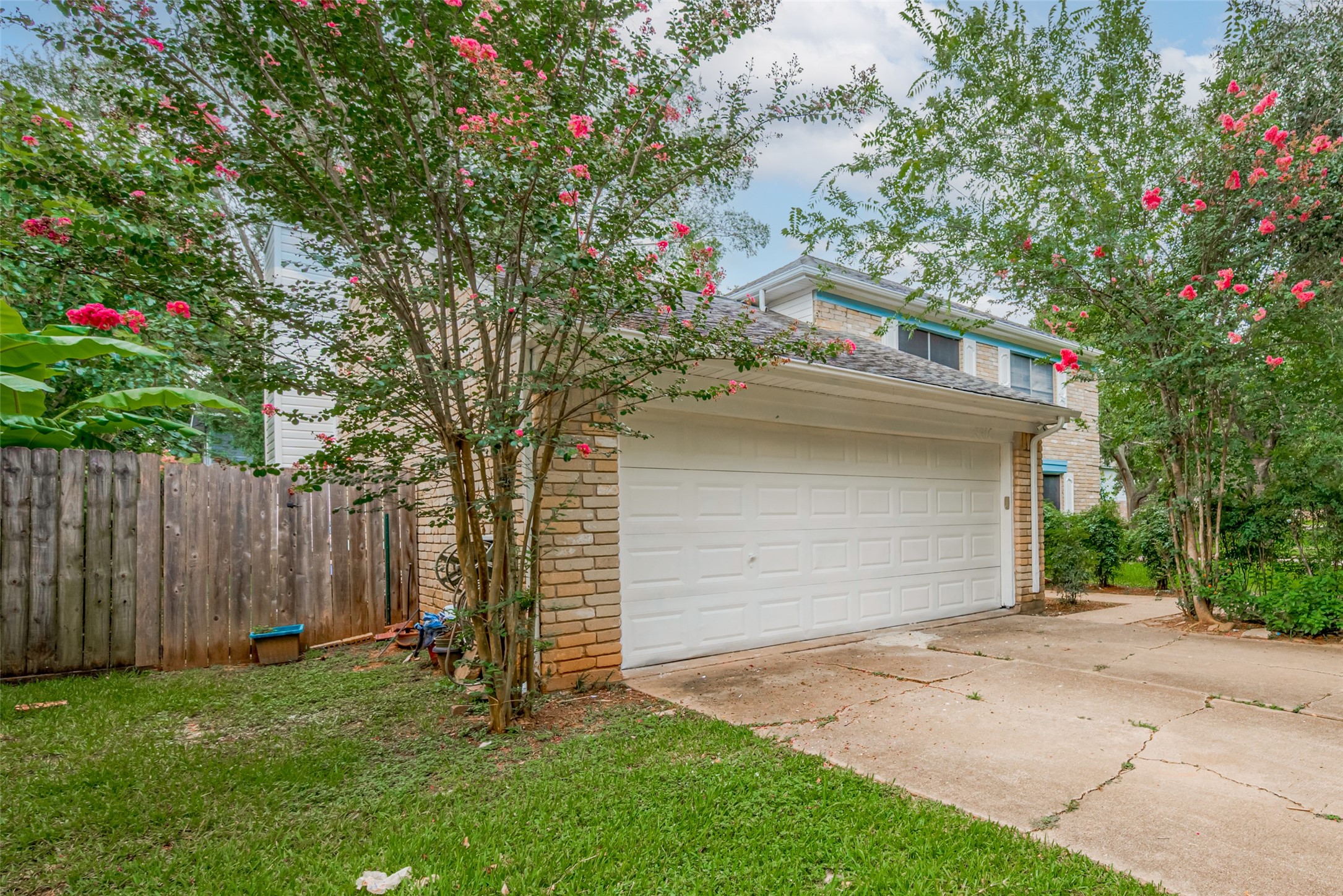 3610 Bee Bayou Lane Property Photo 2