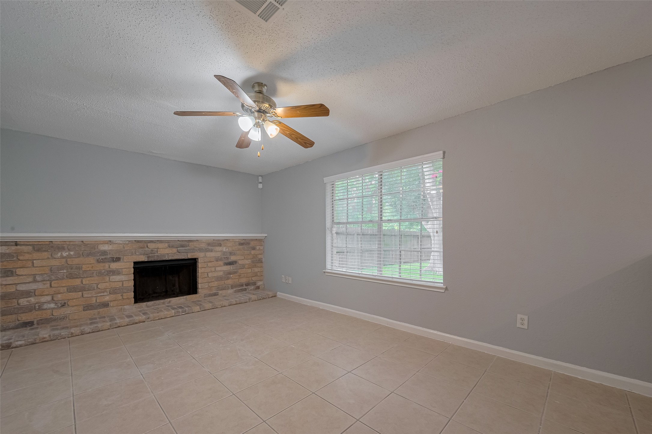 3610 Bee Bayou Lane Property Photo 10