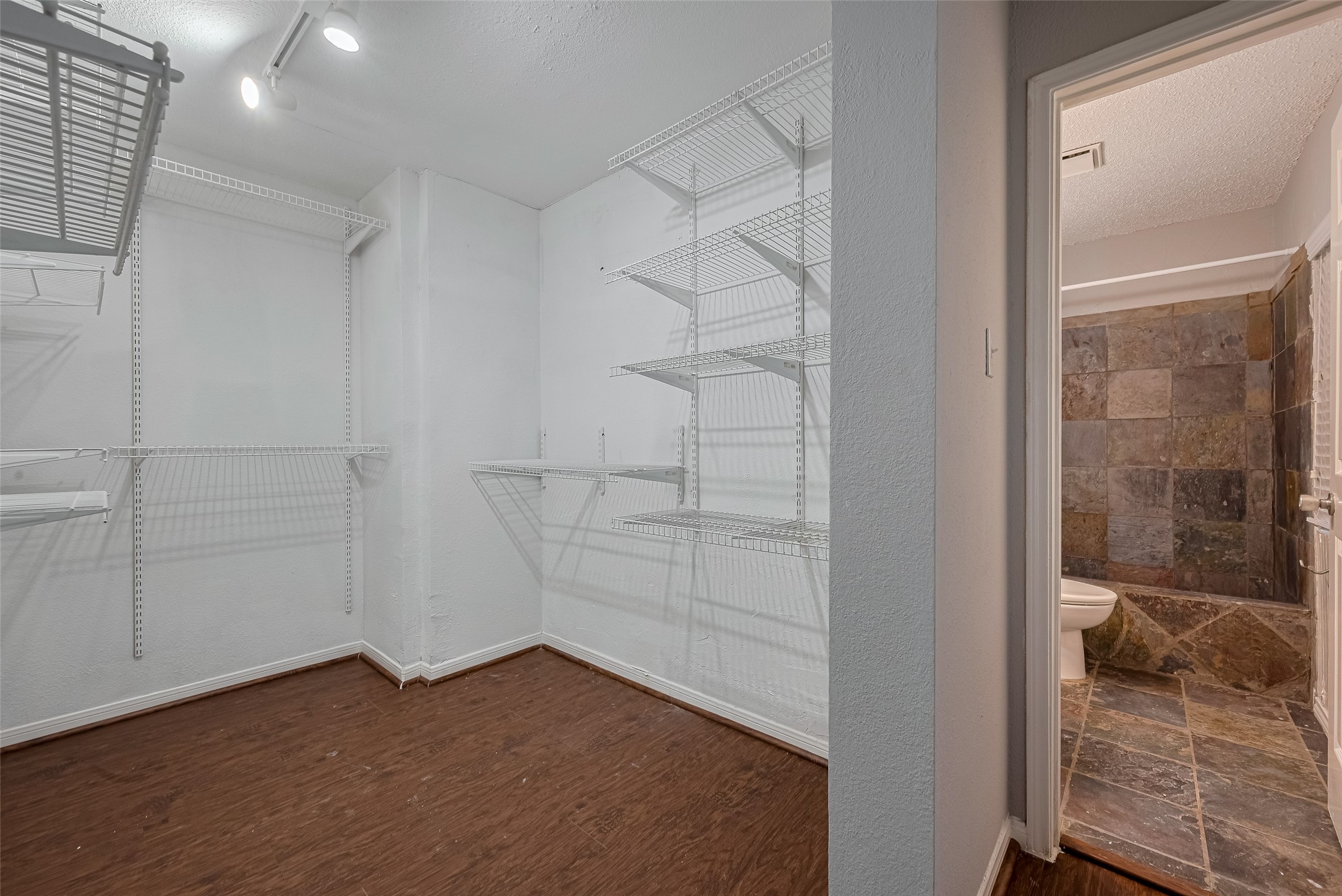 3610 Bee Bayou Lane Property Photo 31