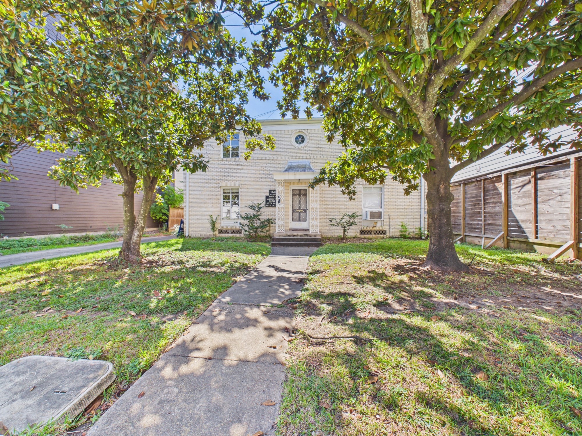 1823 W Main Street 1 Property Photo 1