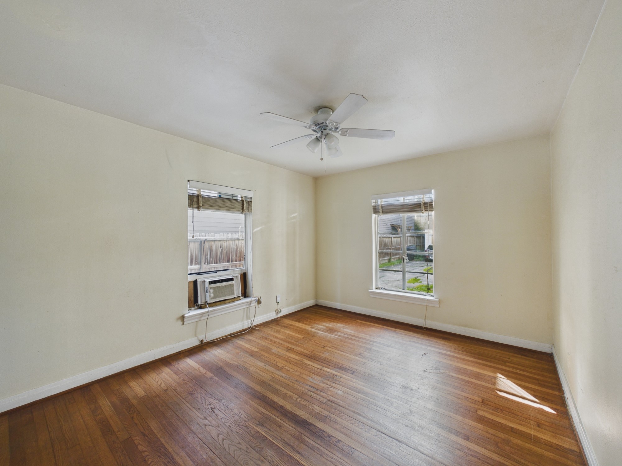 1823 W Main Street 1 Property Photo 9