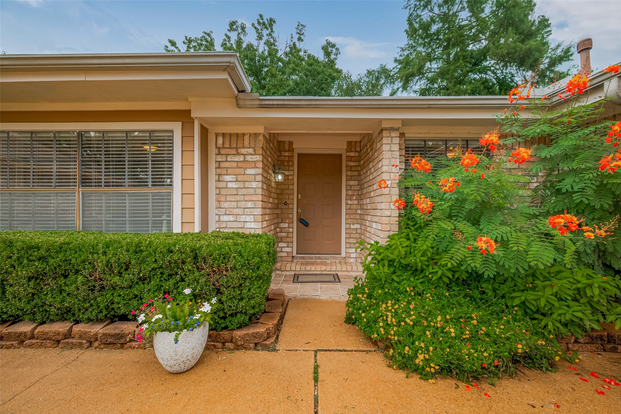 3031 The Highlands Drive Property Photo 1
