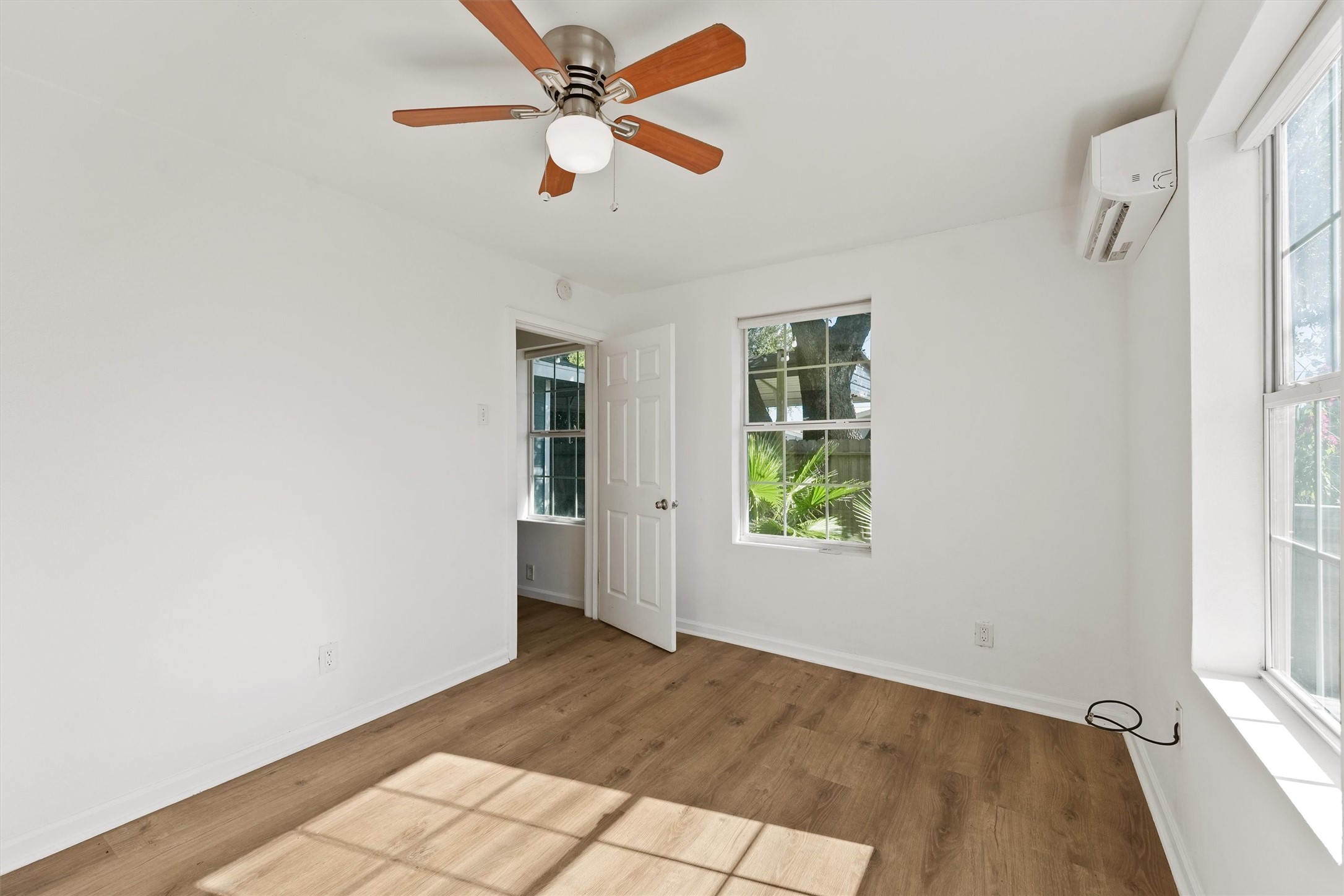 2614 59th Street Property Photo 14