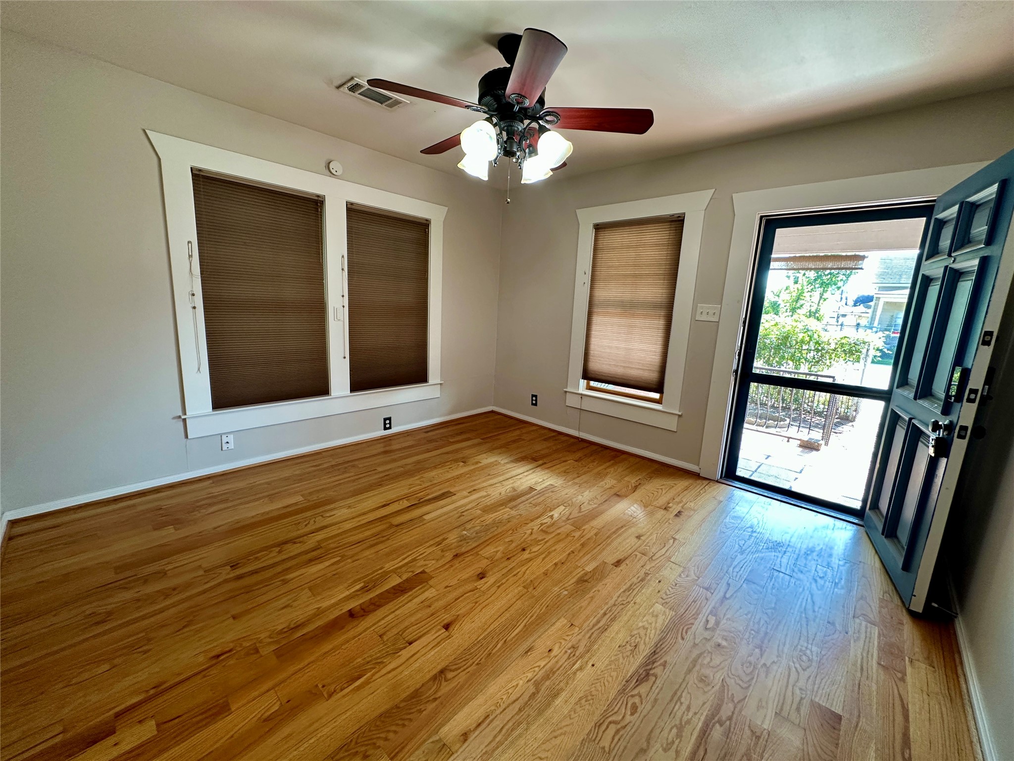 405 James Street 2 Property Photo 1