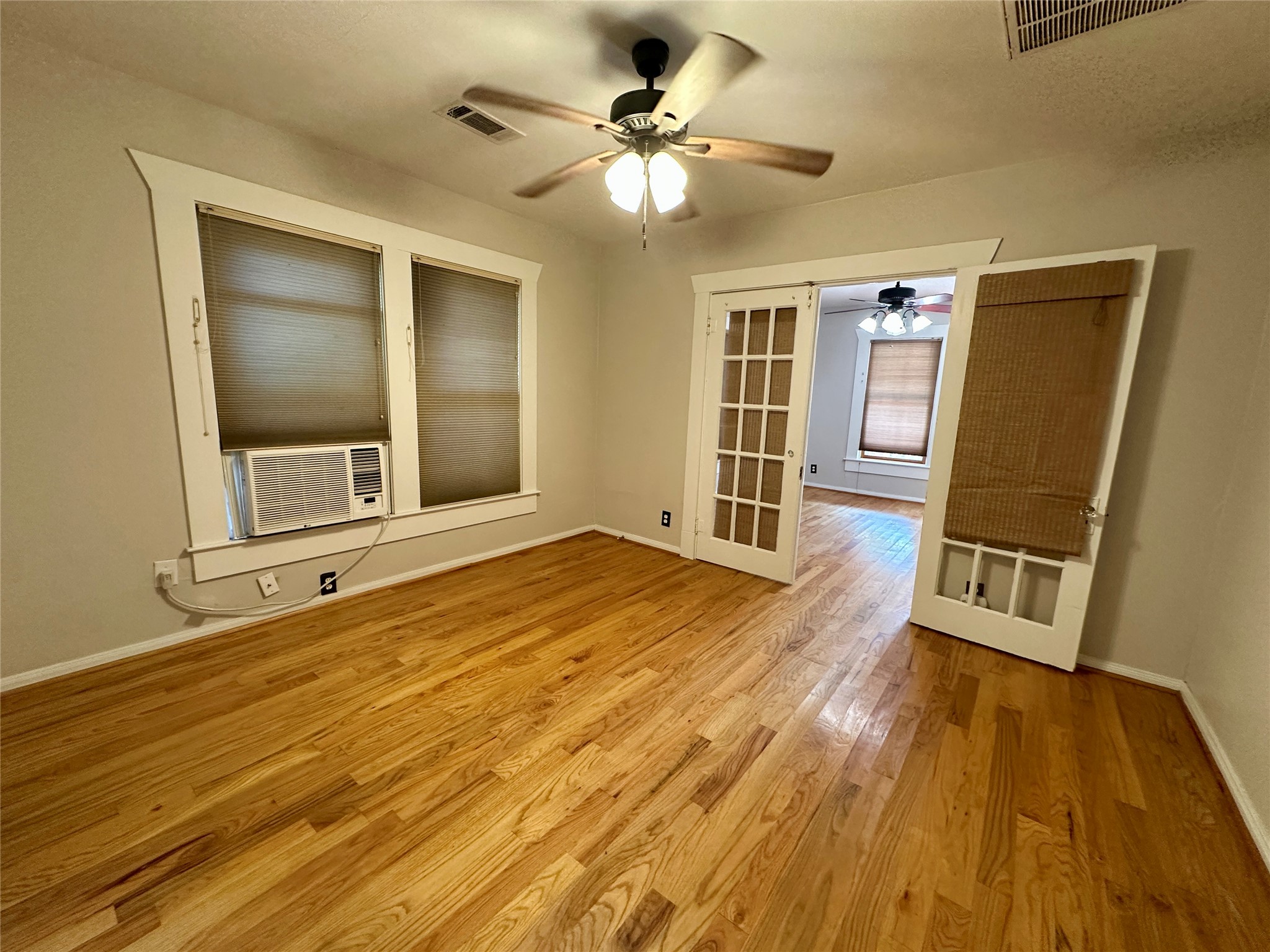 405 James Street 2 Property Photo 6