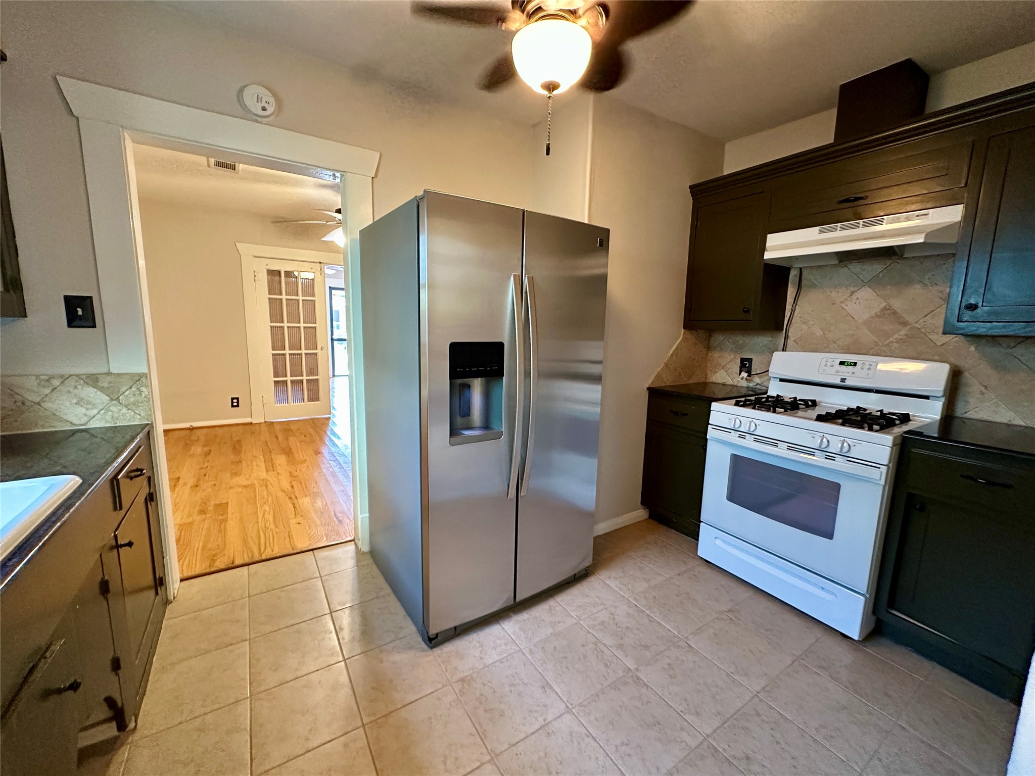 405 James Street 2 Property Photo 8