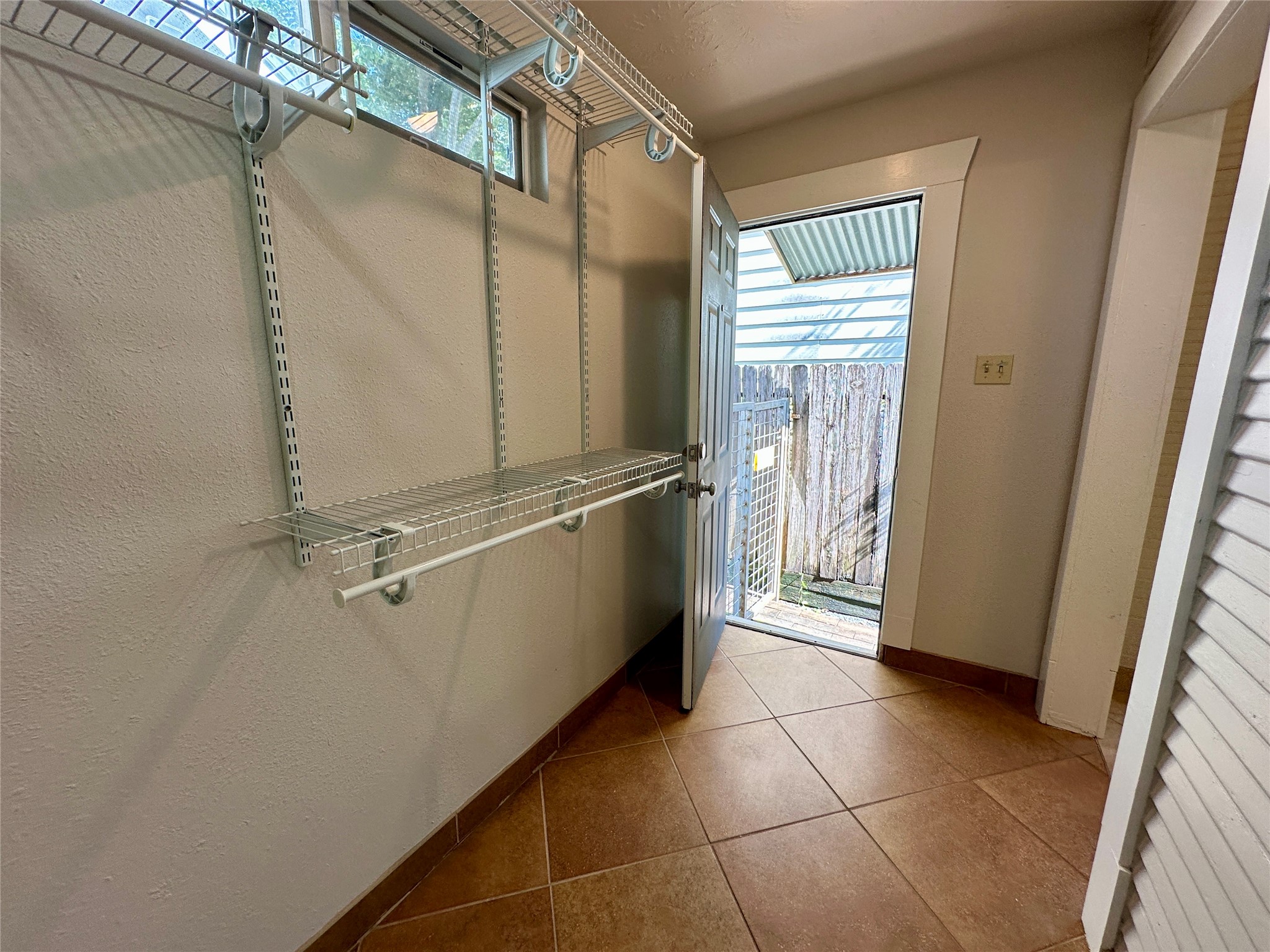 405 James Street 2 Property Photo 10