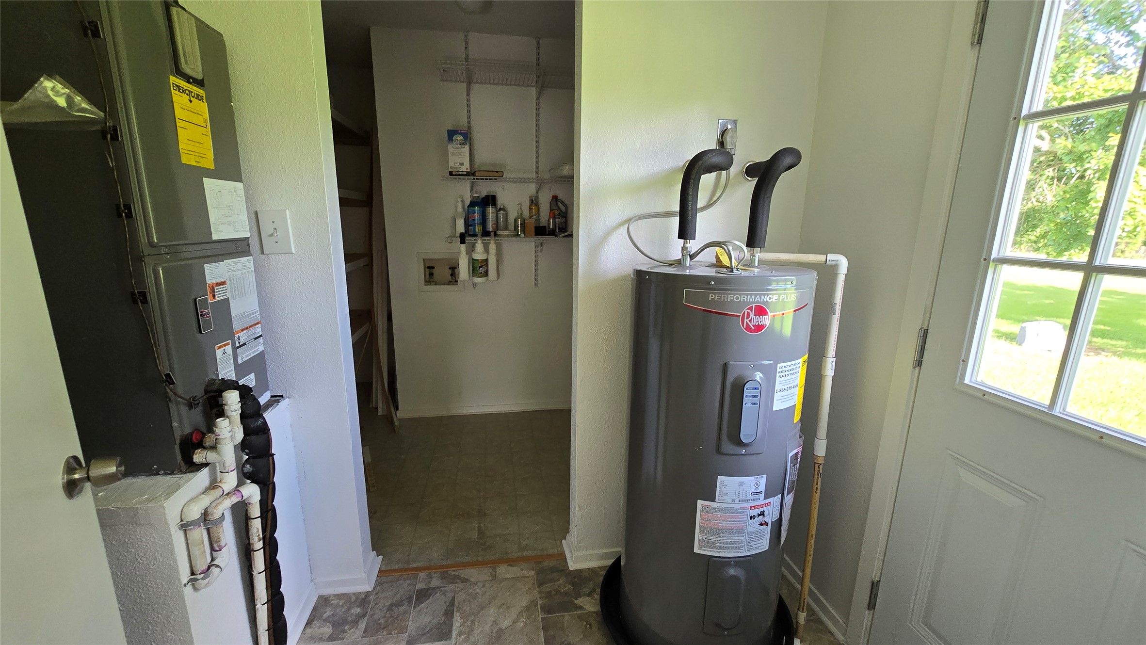 2739 Lawrence Road B Property Photo 10