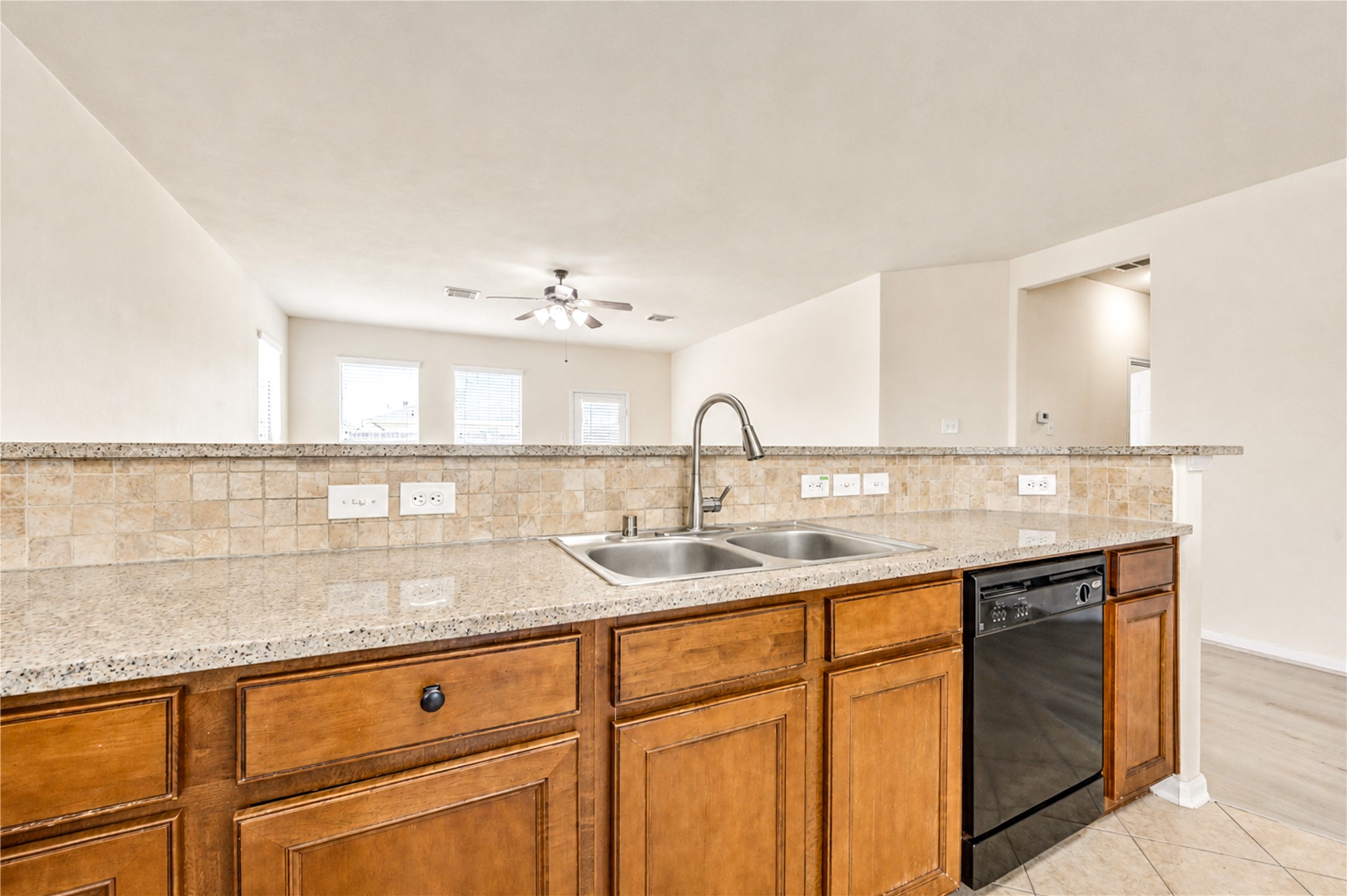 7419 Sabinal Creek Drive Property Photo 19