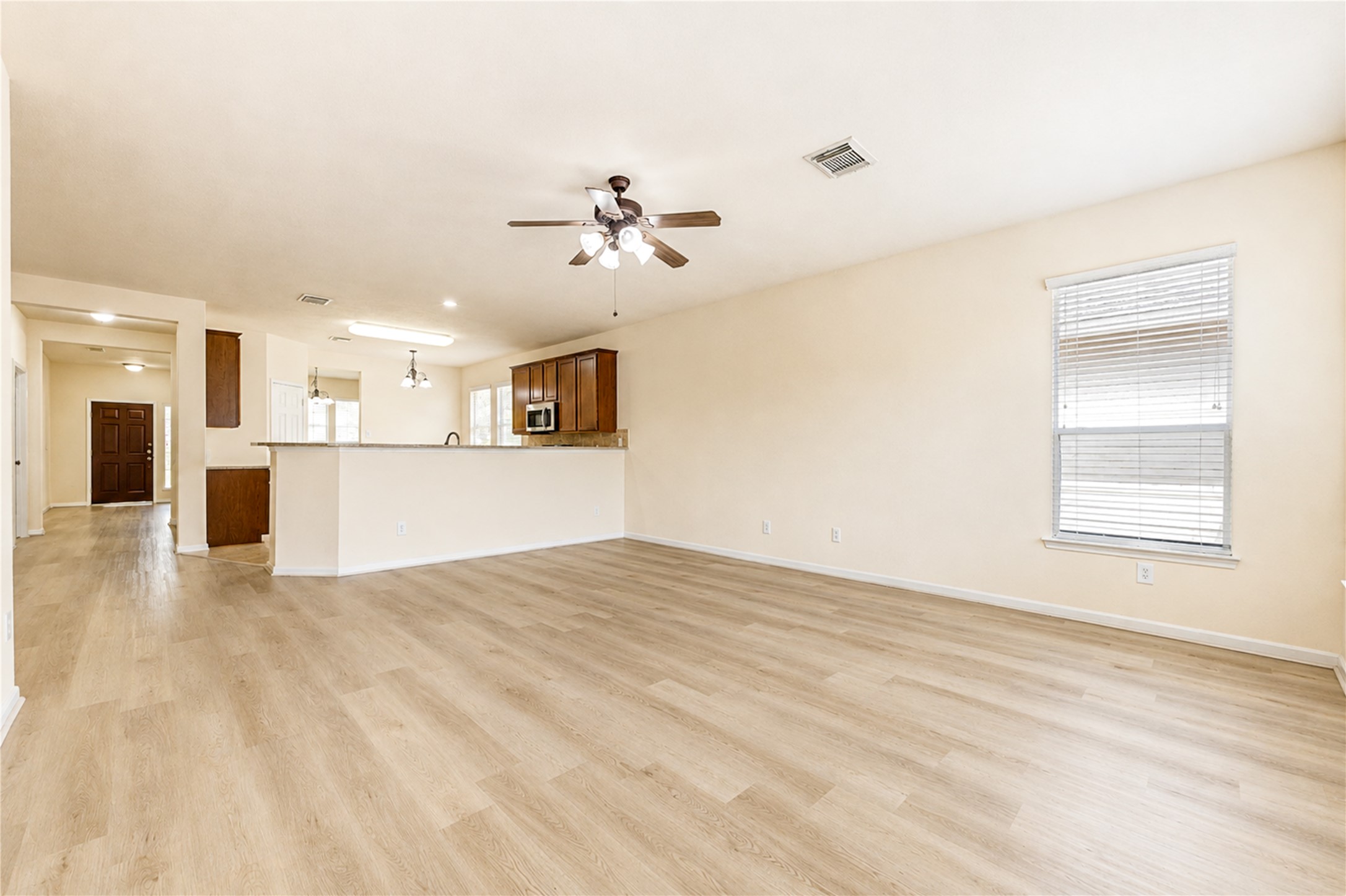 7419 Sabinal Creek Drive Property Photo 21