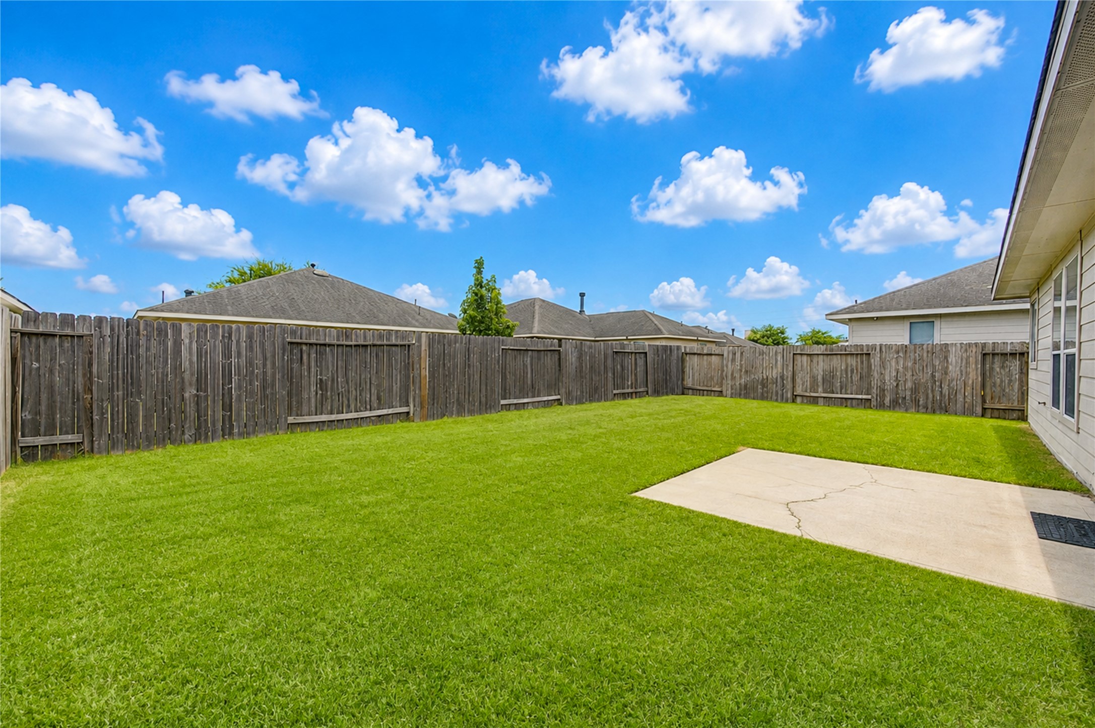 7419 Sabinal Creek Drive Property Photo 38