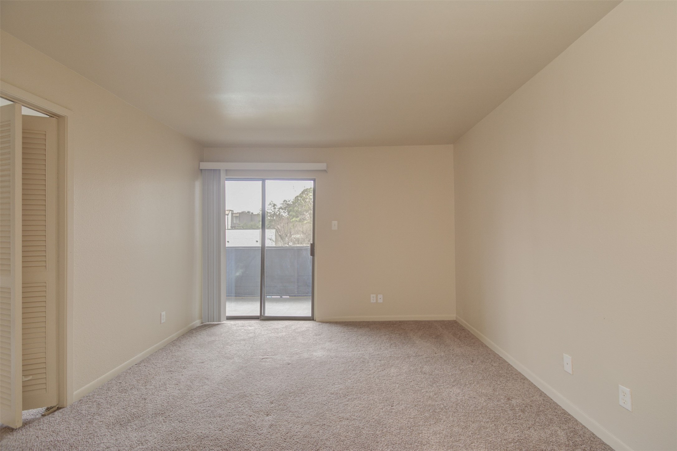 3045 Walnut Bend Lane 25 Property Photo 12