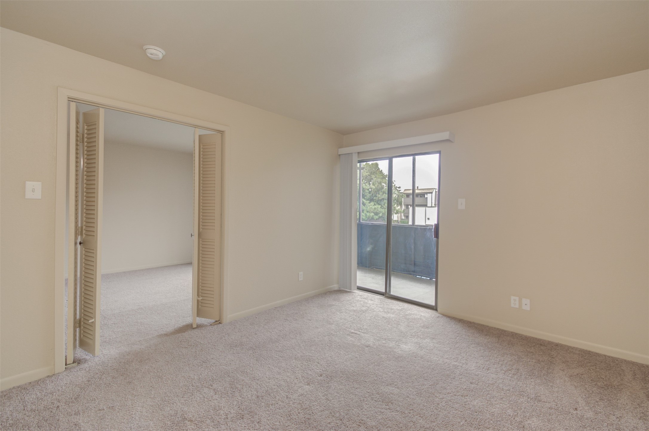 3045 Walnut Bend Lane 25 Property Photo 13