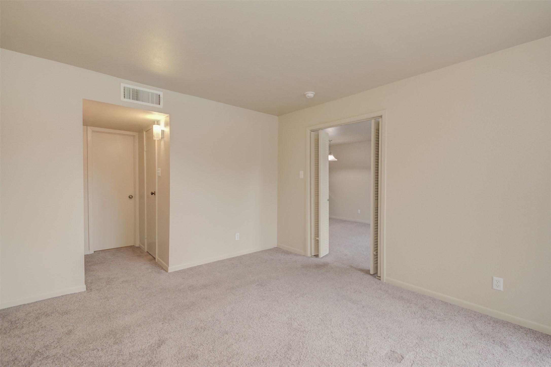 3045 Walnut Bend Lane 25 Property Photo 14
