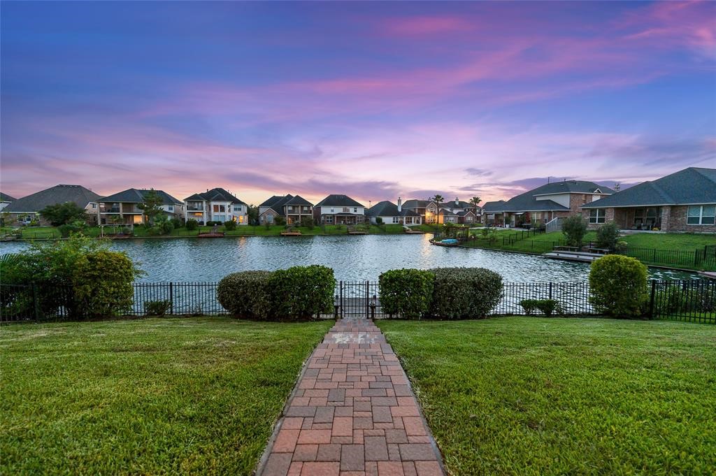 2314 Terracina Court Property Photo 5