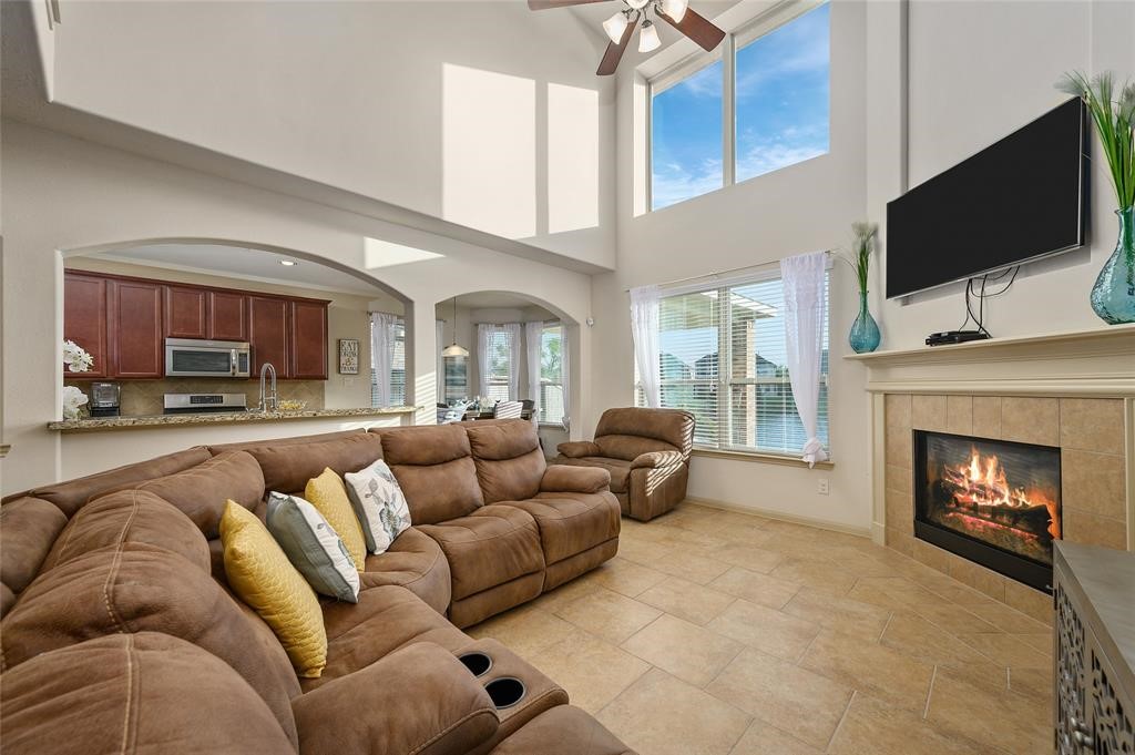 2314 Terracina Court Property Photo 15