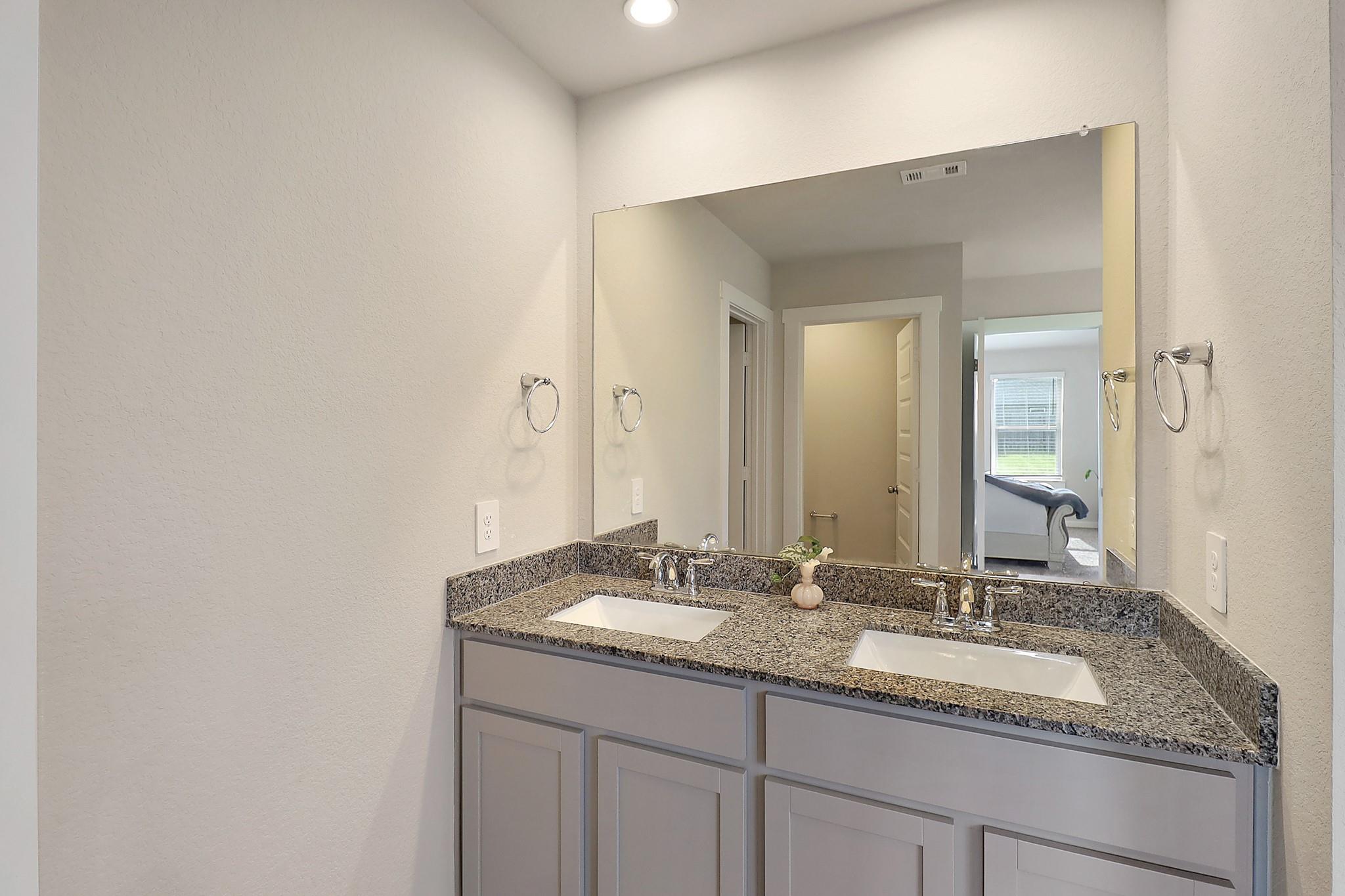 127 Walnut Hill Court Property Photo 23