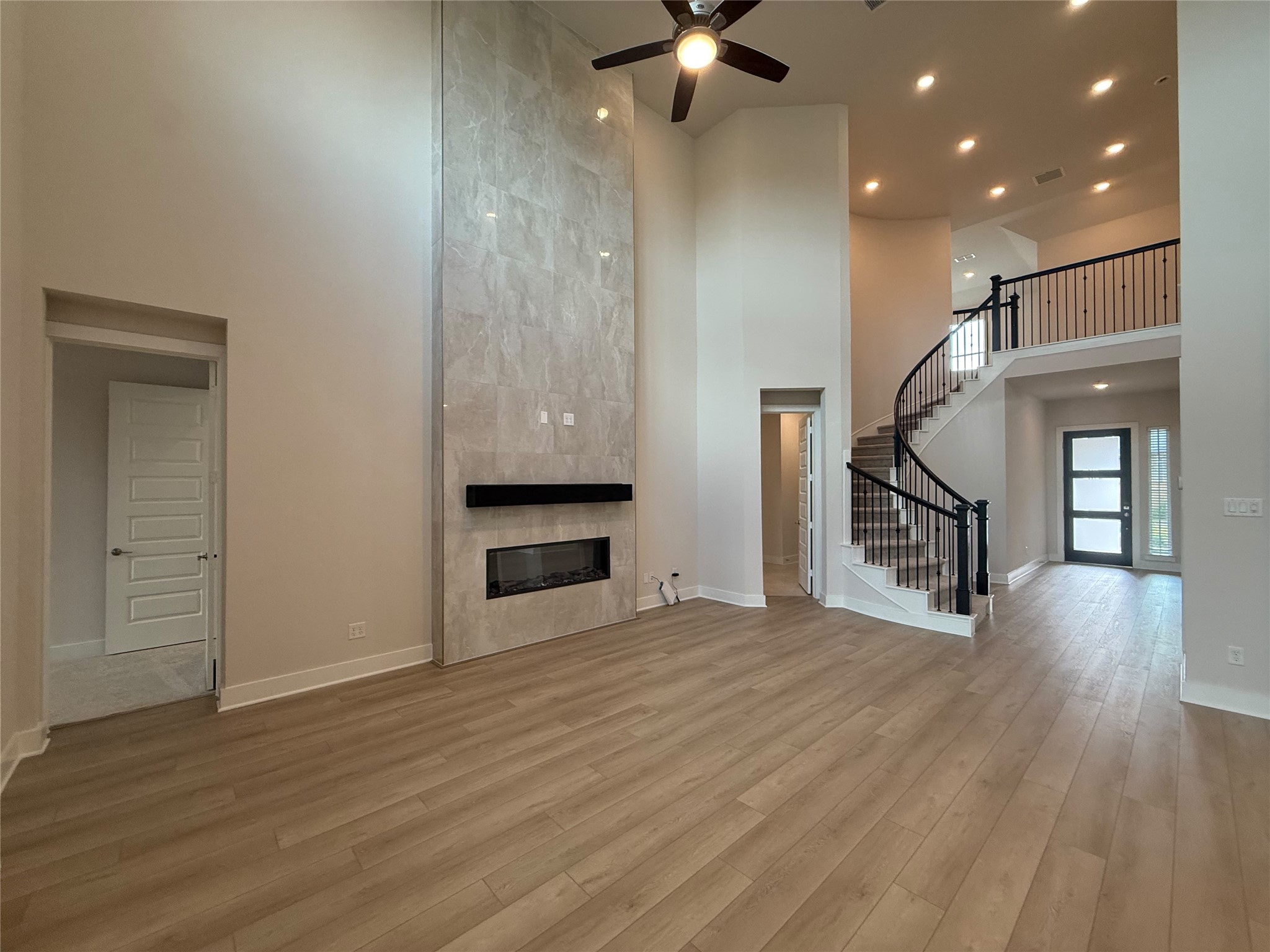 26022 Woods Bay Drive Property Photo 7
