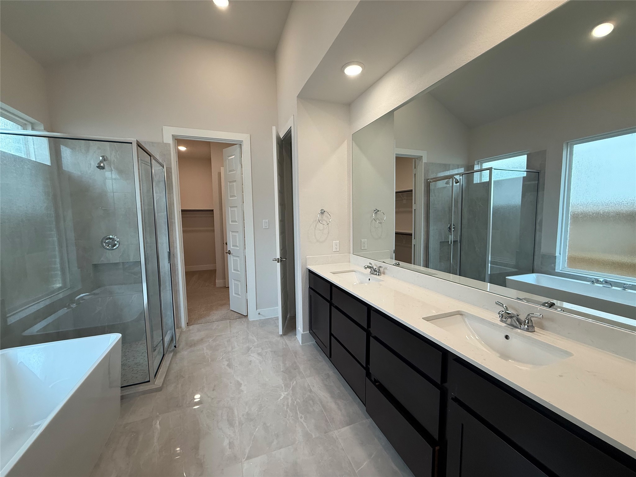 26022 Woods Bay Drive Property Photo 11