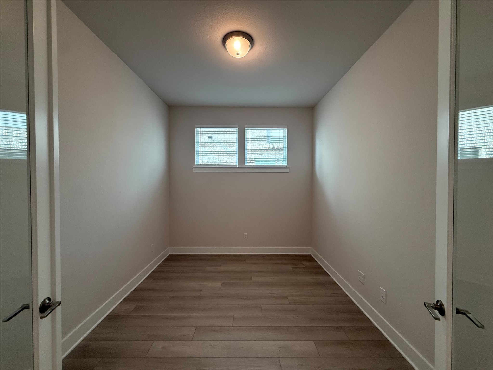 26022 Woods Bay Drive Property Photo 15