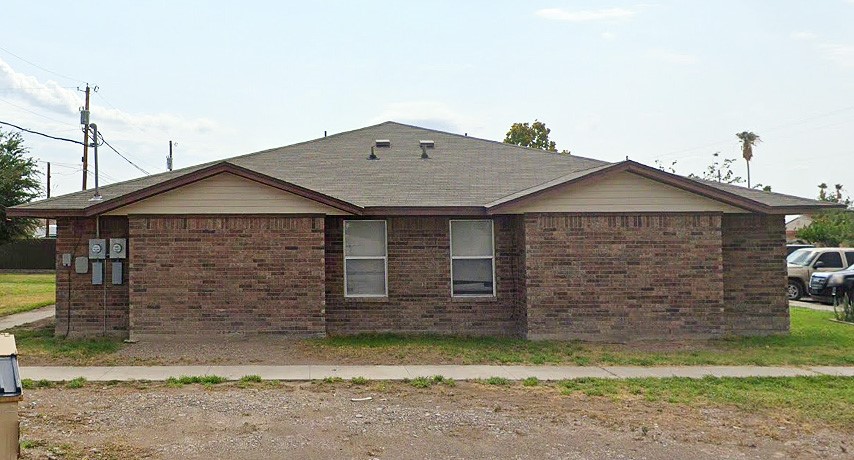 900 Harmon Property Photo 2