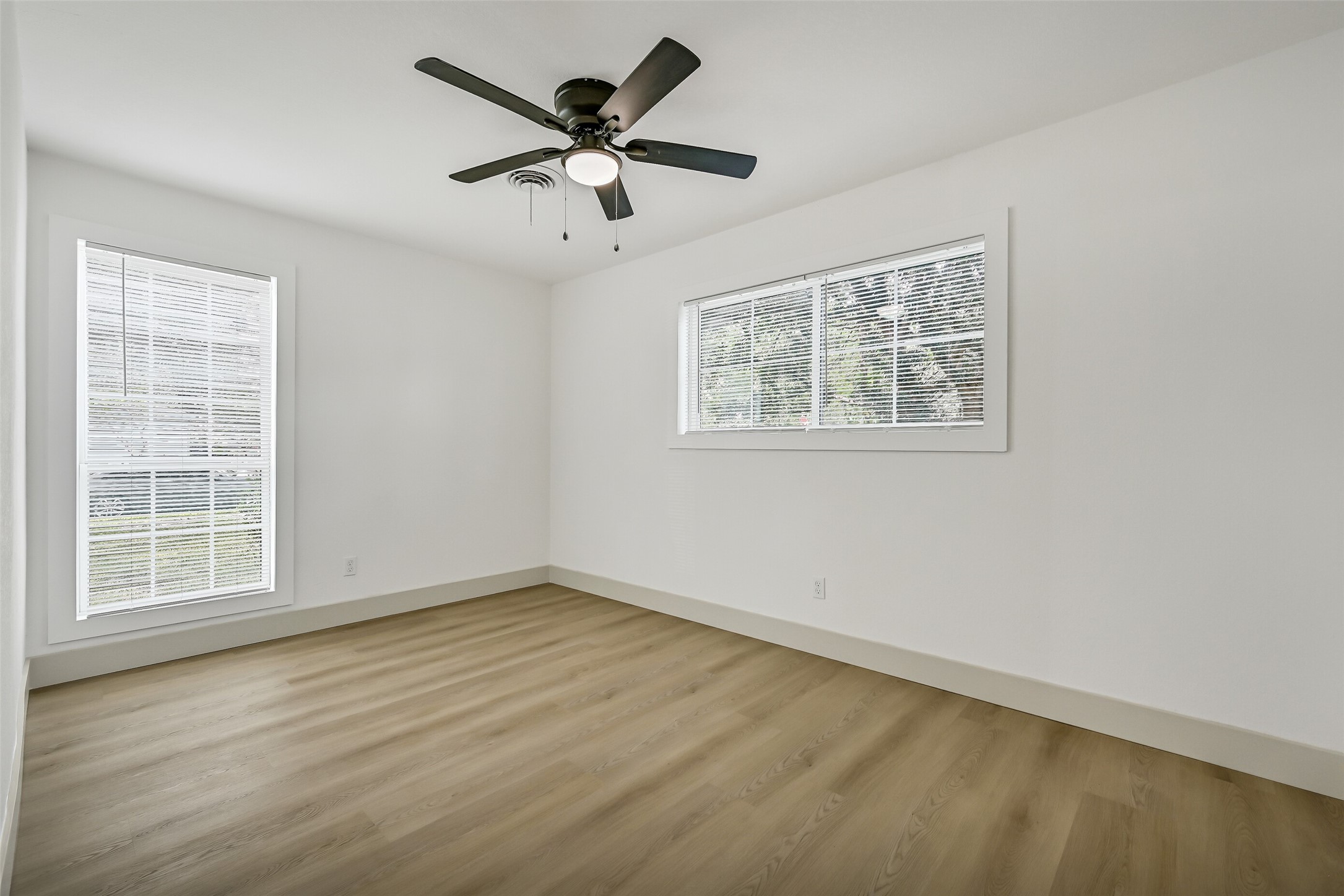 801 S Jackson Street Property Photo 21