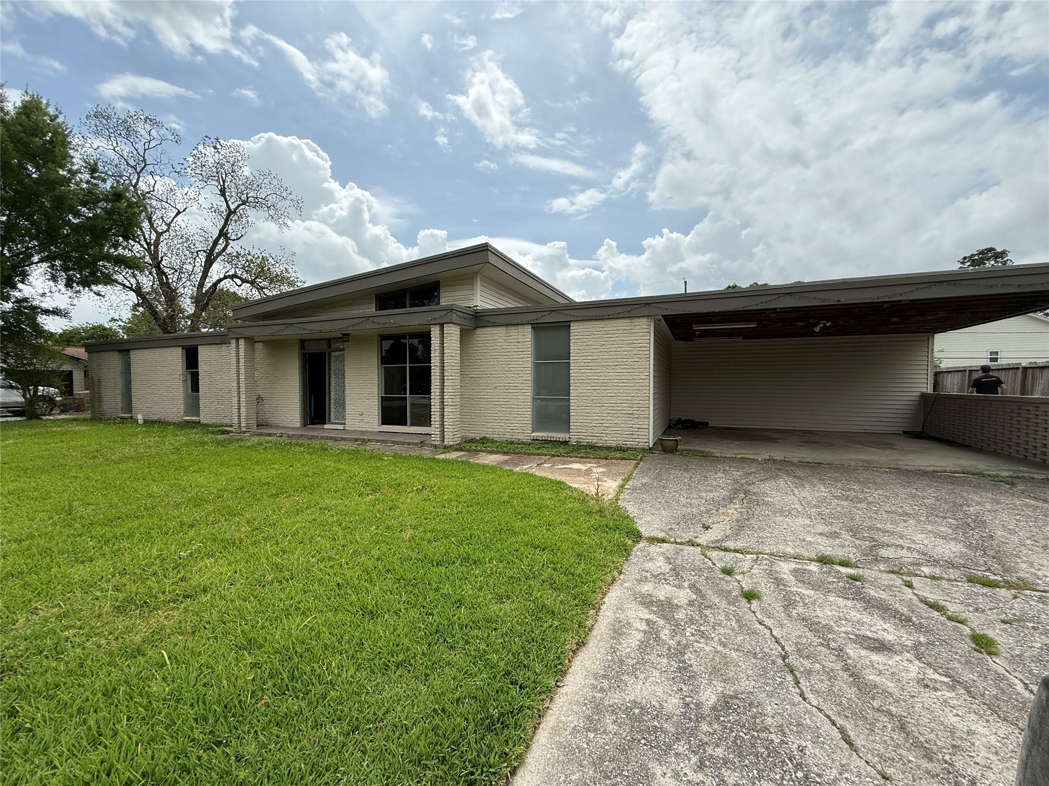 627 Baywood Street Property Photo 1