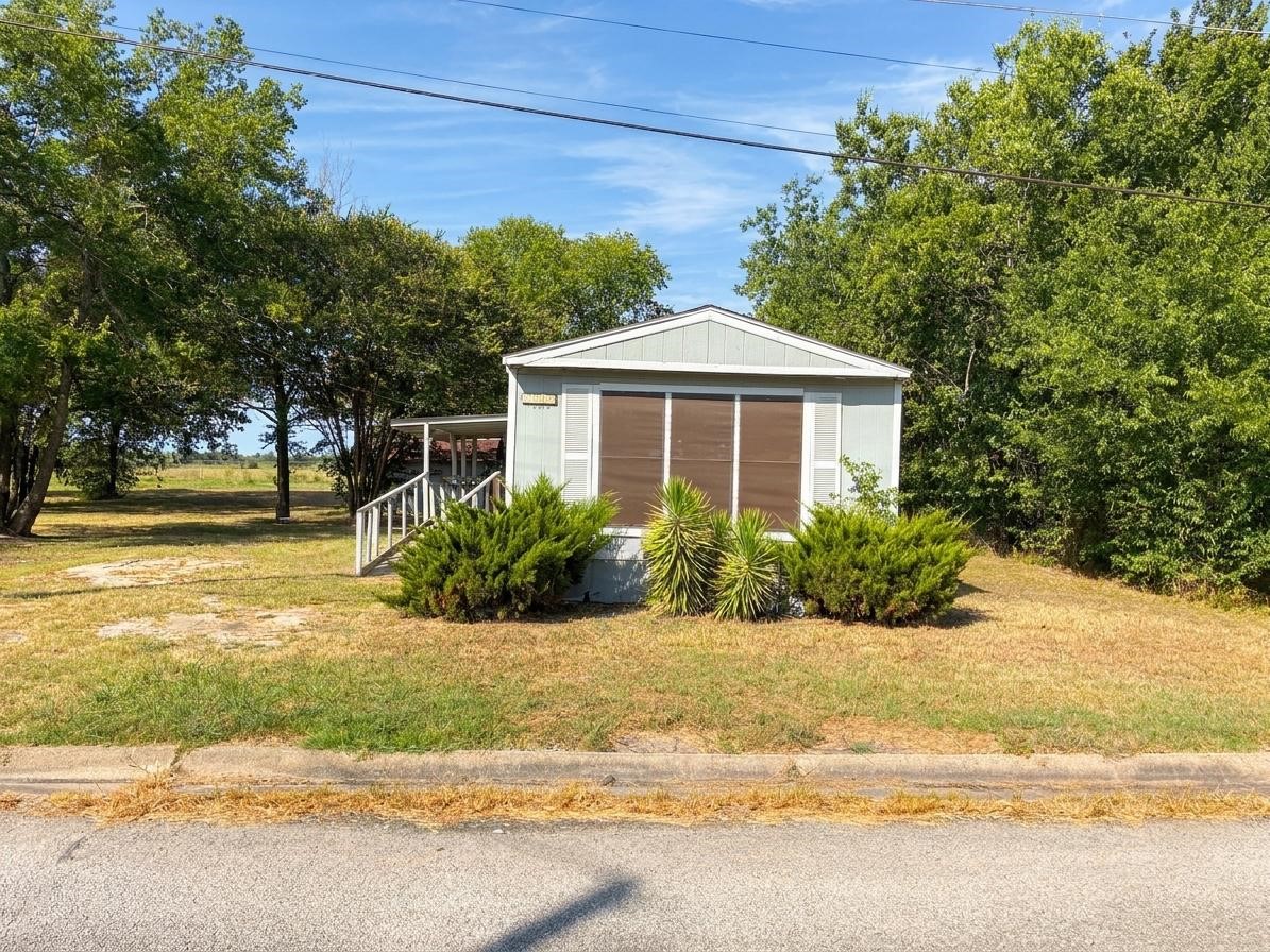 1304 S Beaton Street Property Photo 1