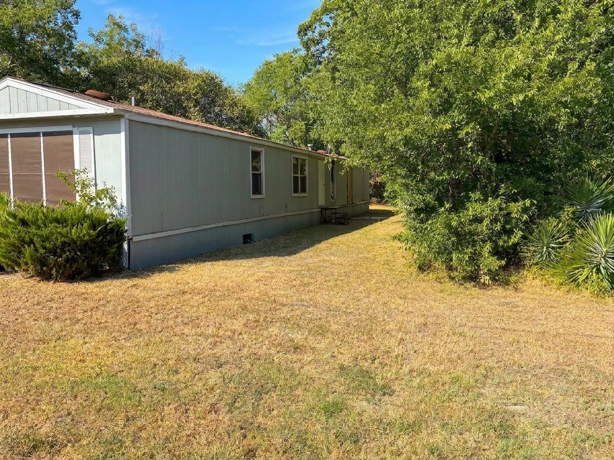 1304 S Beaton Street, Corsicana Tx 75110 Property Photo 3