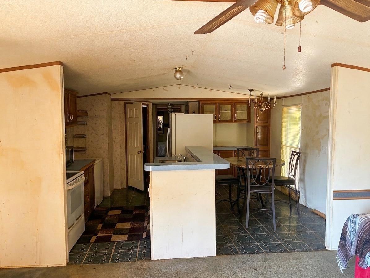 1304 S Beaton Street, Corsicana Tx 75110 Property Photo 7